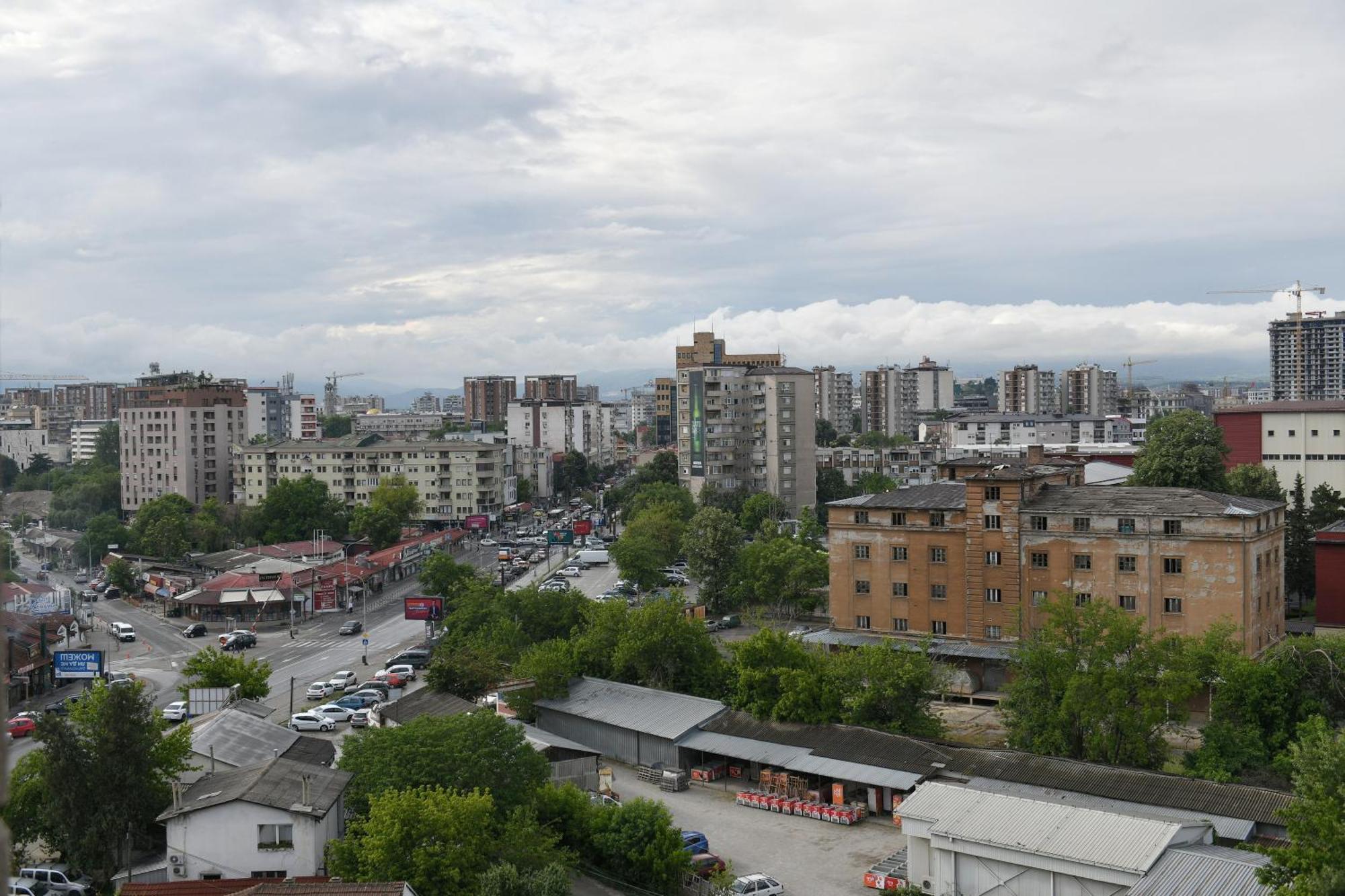 Skopje Starlight Apartments - Flatiron Bagian luar foto
