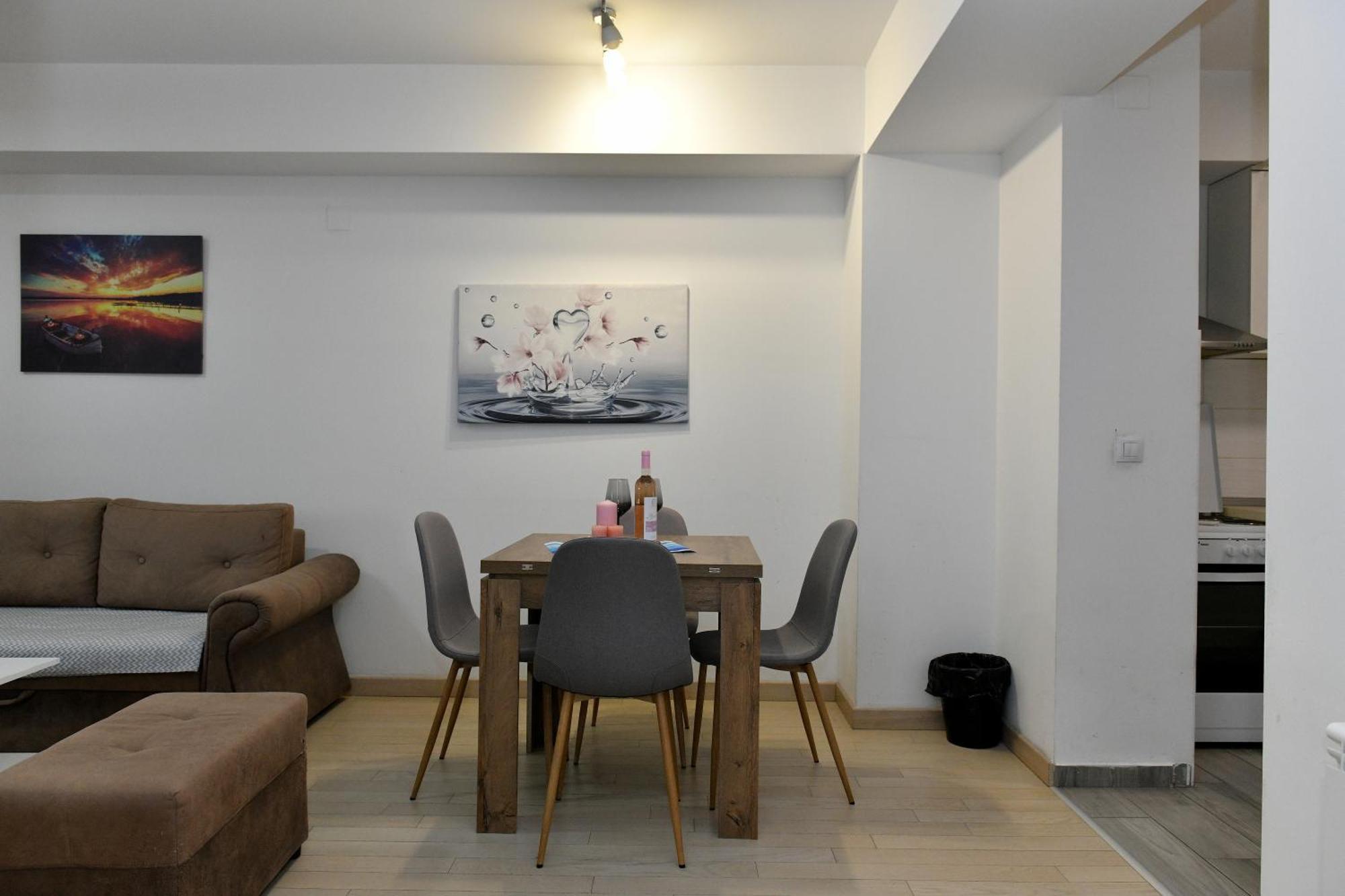 Skopje Starlight Apartments - Flatiron Bagian luar foto